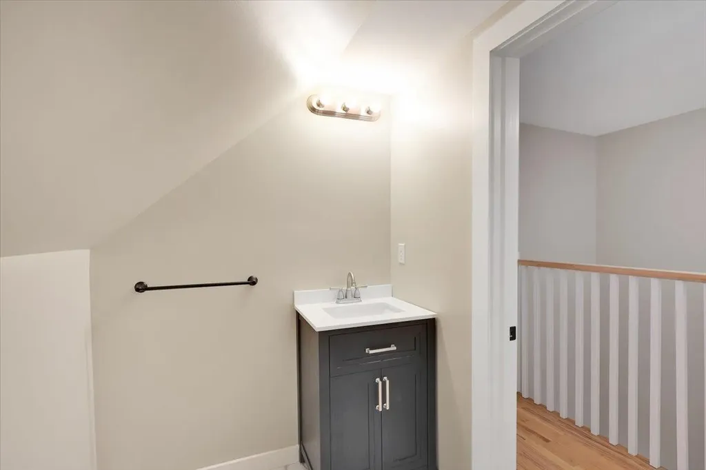 24 Bennington Court Burlington VT 05408