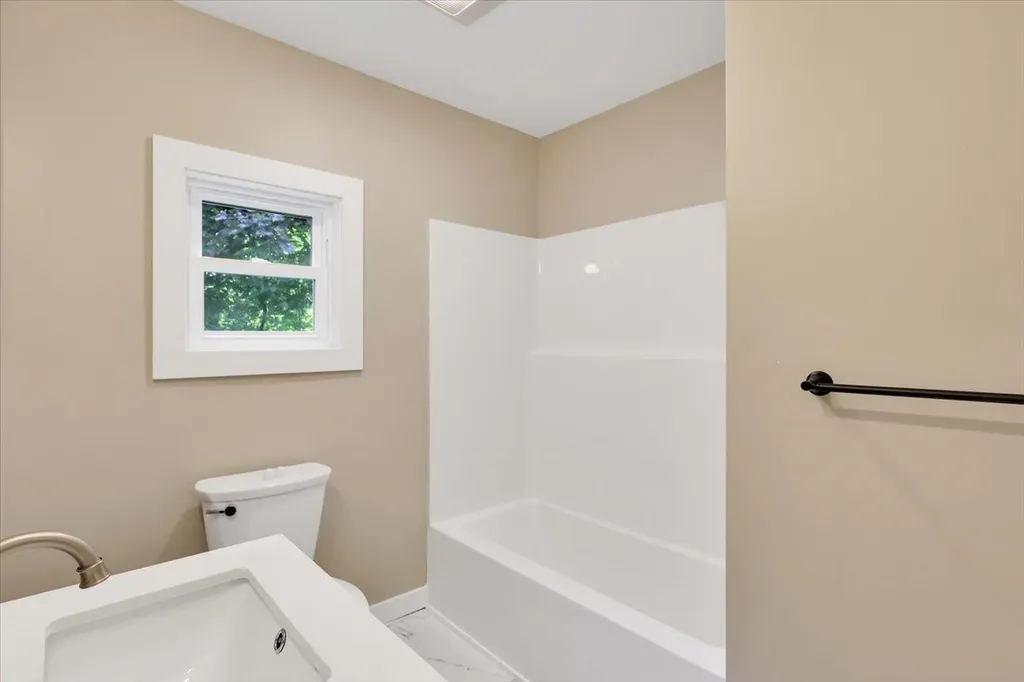 24 Bennington Court Burlington VT 05408