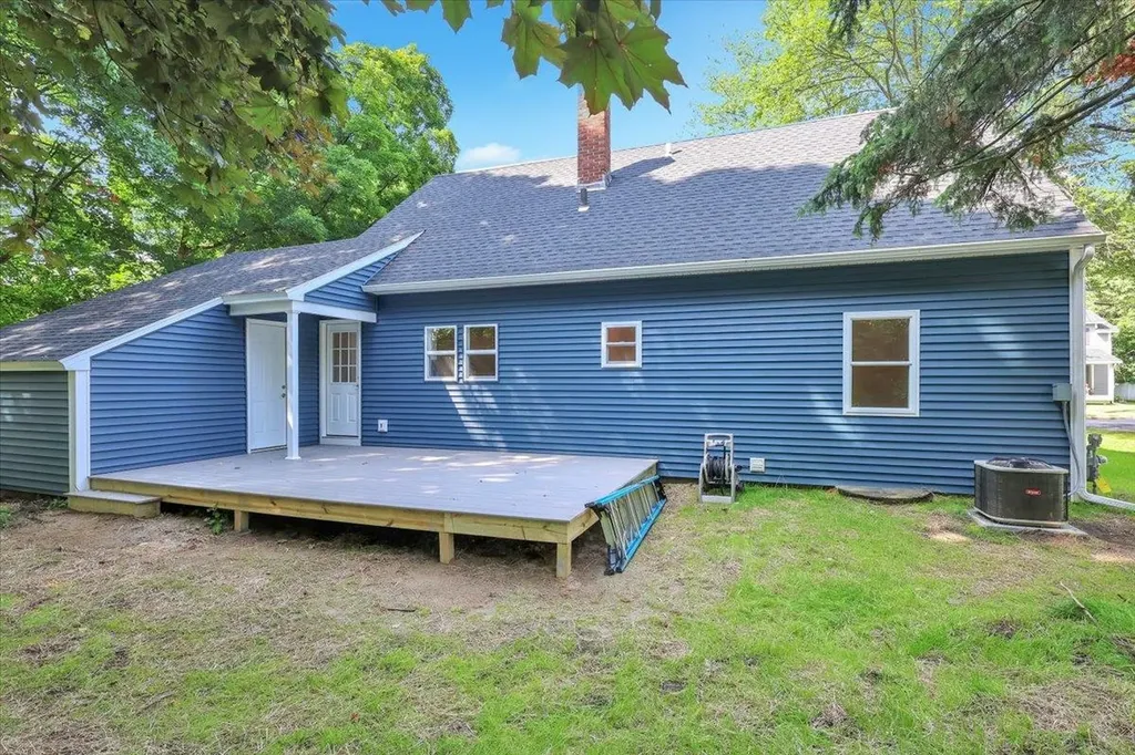 24 Bennington Court Burlington VT 05408