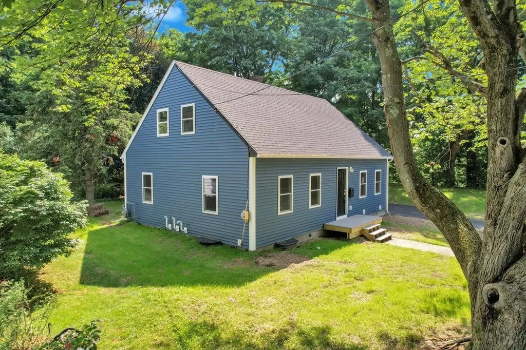 24 Bennington Court Burlington VT 05408