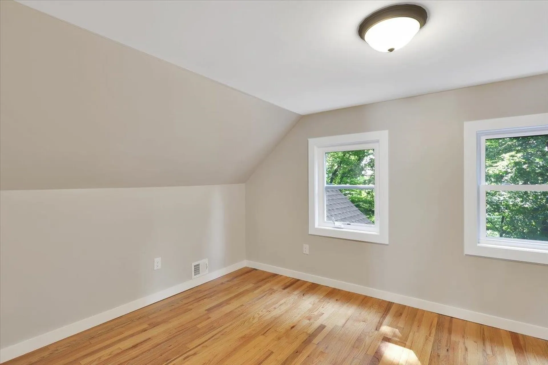 24 Bennington Court Burlington VT 05408