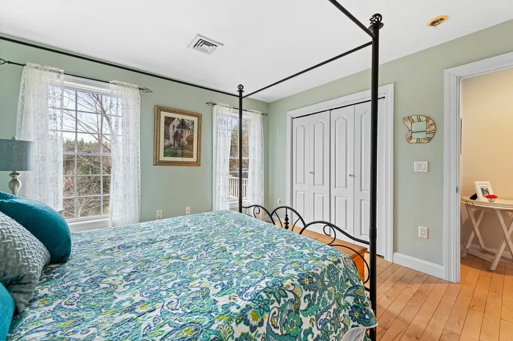 105 Pemigewasset Shores Drive Bristol NH 03222