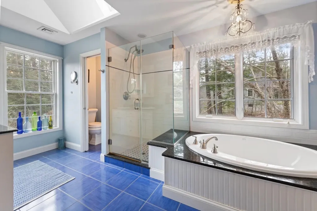 105 Pemigewasset Shores Drive Bristol NH 03222