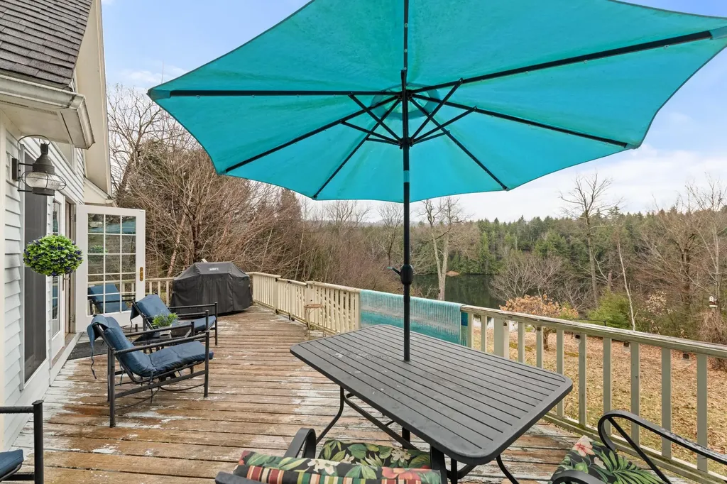 105 Pemigewasset Shores Drive Bristol NH 03222