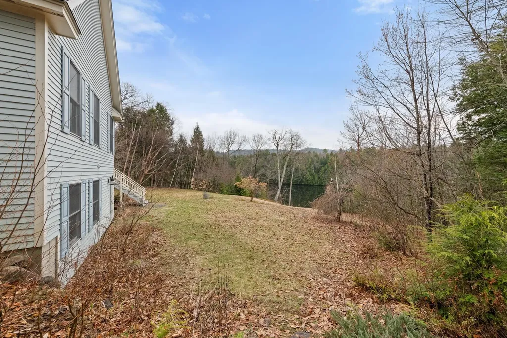 105 Pemigewasset Shores Drive Bristol NH 03222