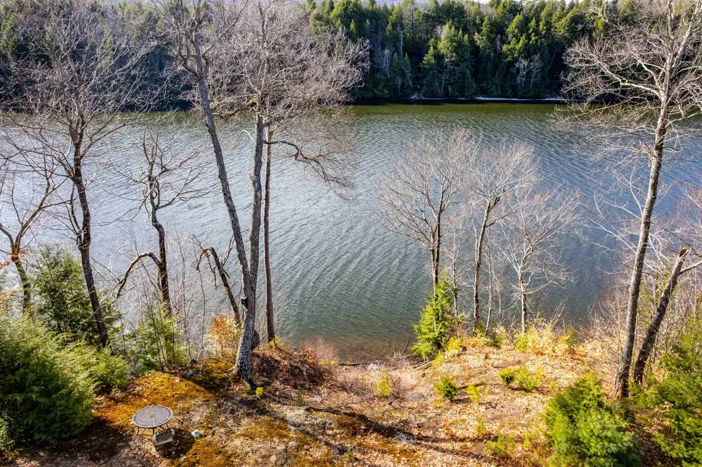 105 Pemigewasset Shores Drive Bristol NH 03222