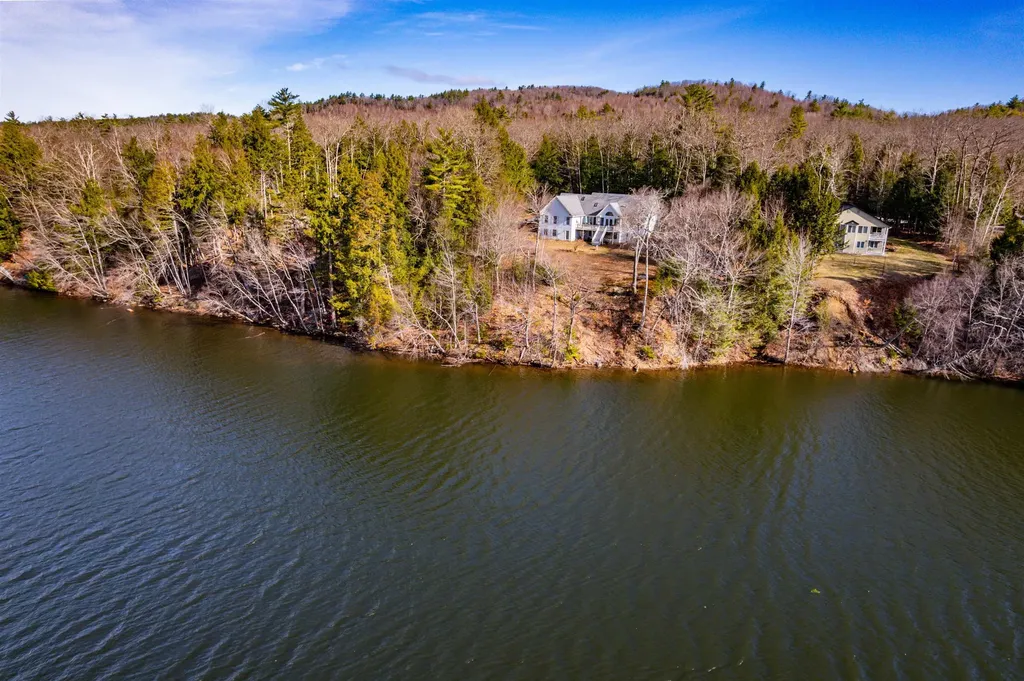 105 Pemigewasset Shores Drive Bristol NH 03222