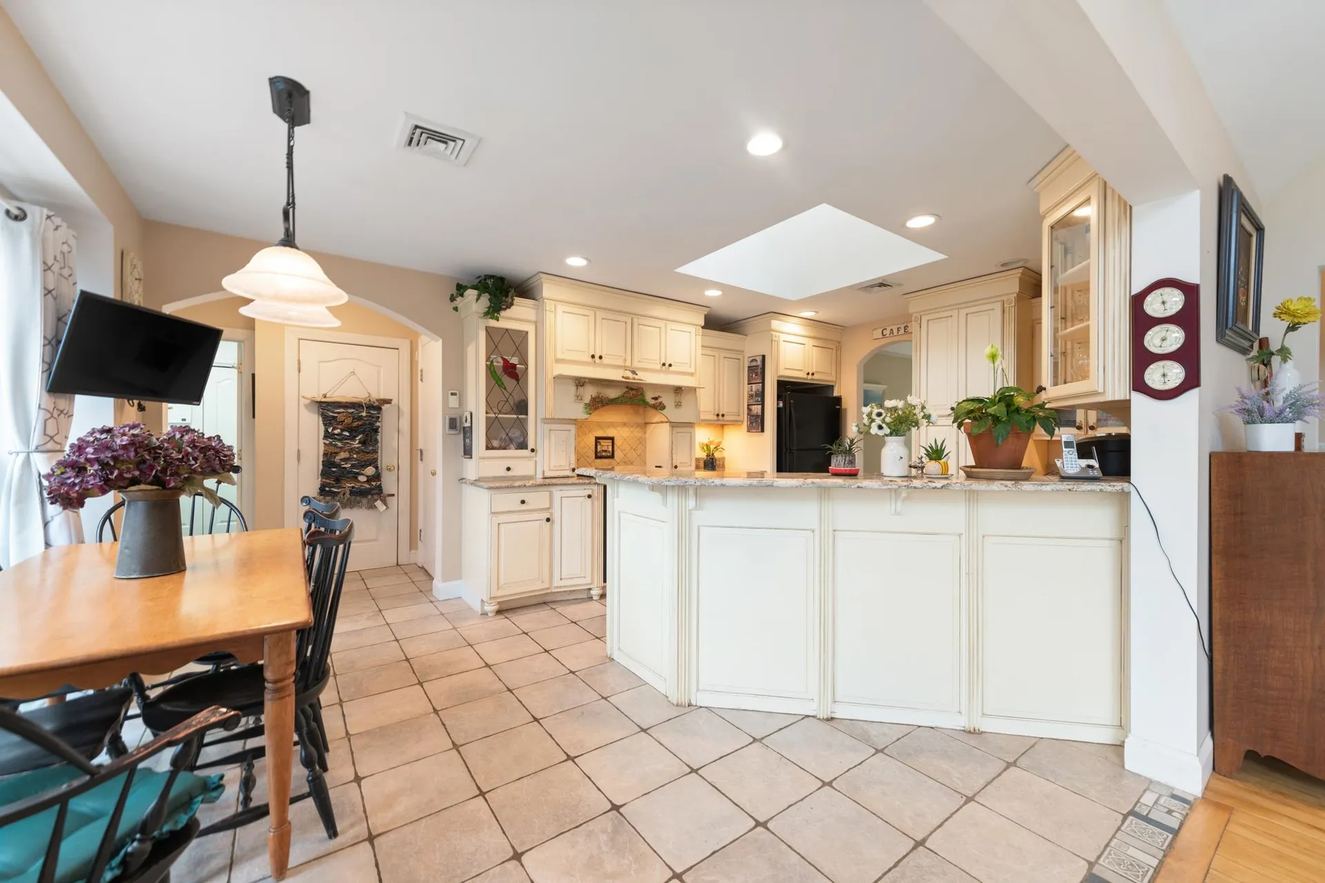 105 Pemigewasset Shores Drive Bristol NH 03222