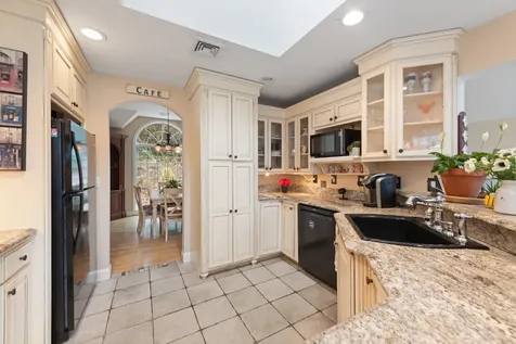 105 Pemigewasset Shores Drive Bristol NH 03222