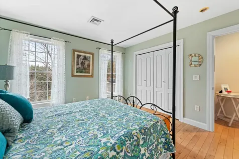 105 Pemigewasset Shores Drive Bristol NH 03222