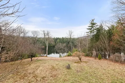 105 Pemigewasset Shores Drive Bristol NH 03222