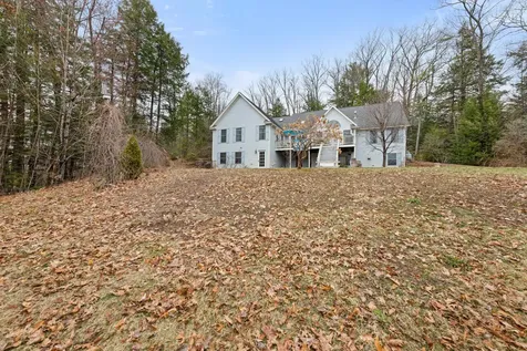 105 Pemigewasset Shores Drive Bristol NH 03222