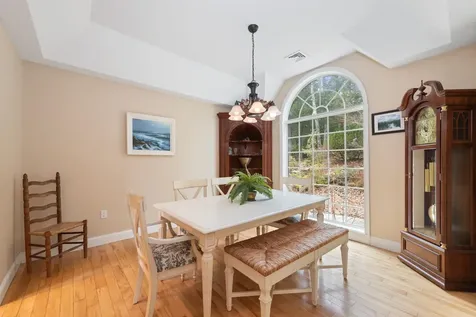 105 Pemigewasset Shores Drive Bristol NH 03222