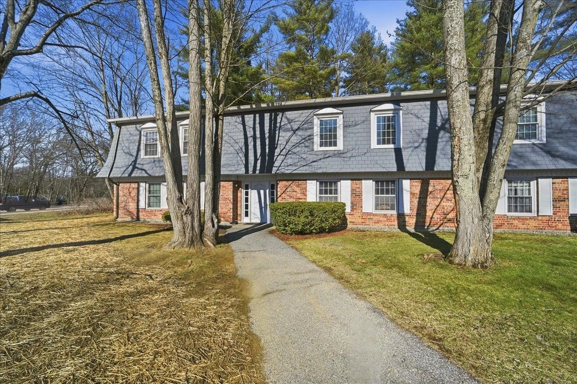 125 Kennedy Drive South Burlington VT 05403