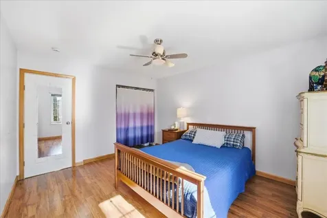 125 Kennedy Drive South Burlington VT 05403