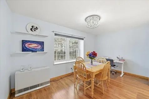 125 Kennedy Drive South Burlington VT 05403