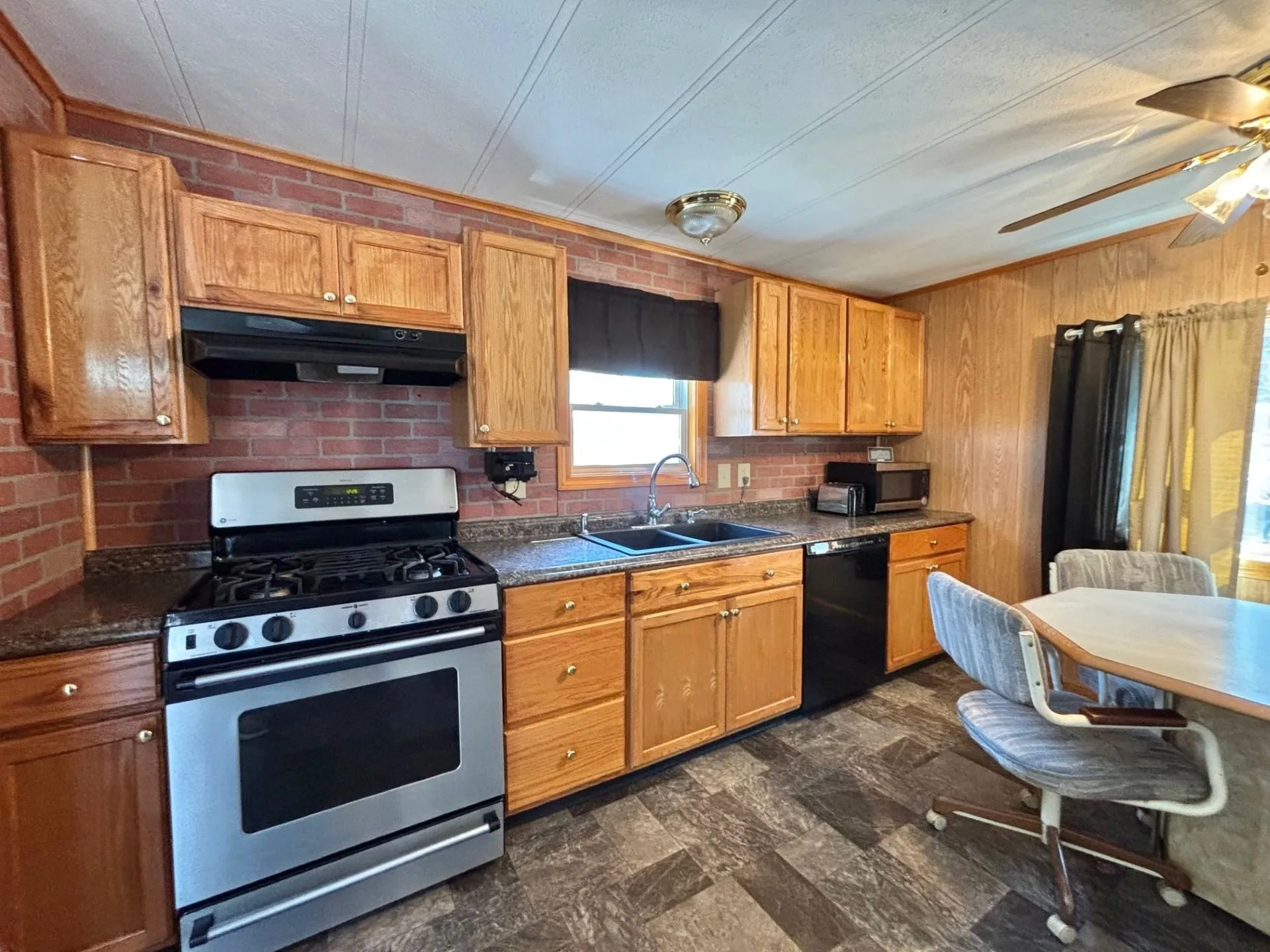 76 Oriole Avenue Keene NH 03431
