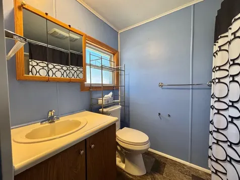 76 Oriole Avenue Keene NH 03431