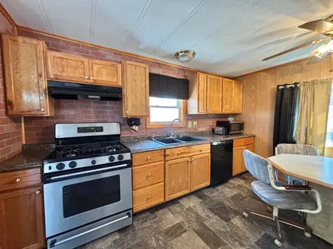 76 Oriole Avenue Keene NH 03431
