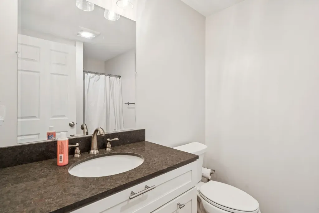 21 Caldwell Lane Sunapee NH 03782