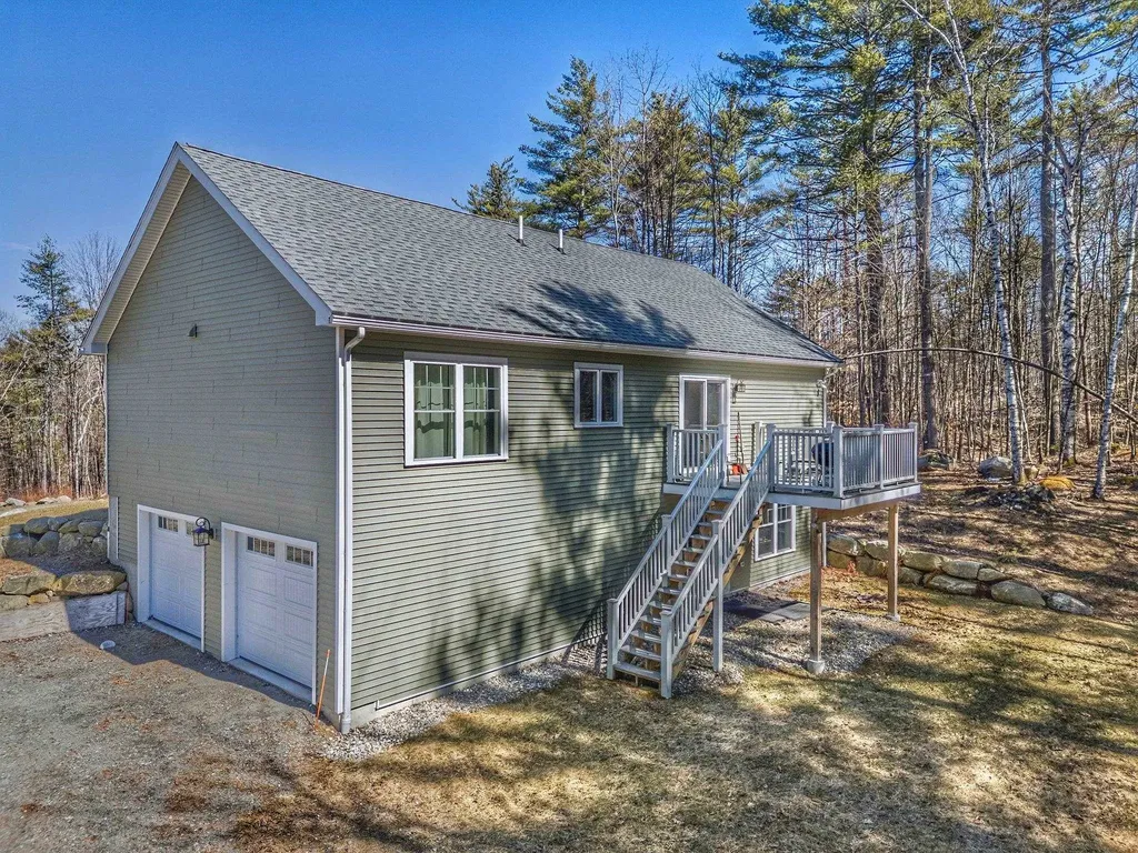 21 Caldwell Lane Sunapee NH 03782