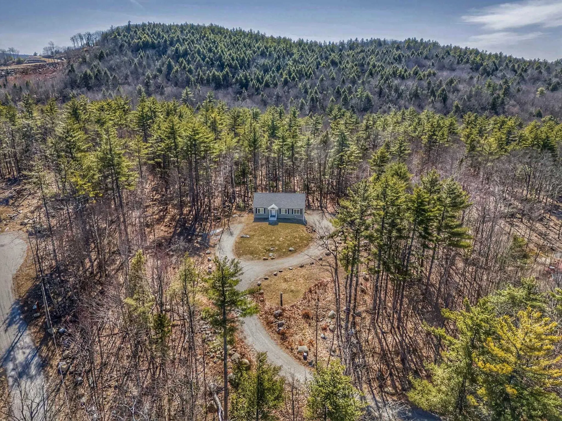 21 Caldwell Lane Sunapee NH 03782