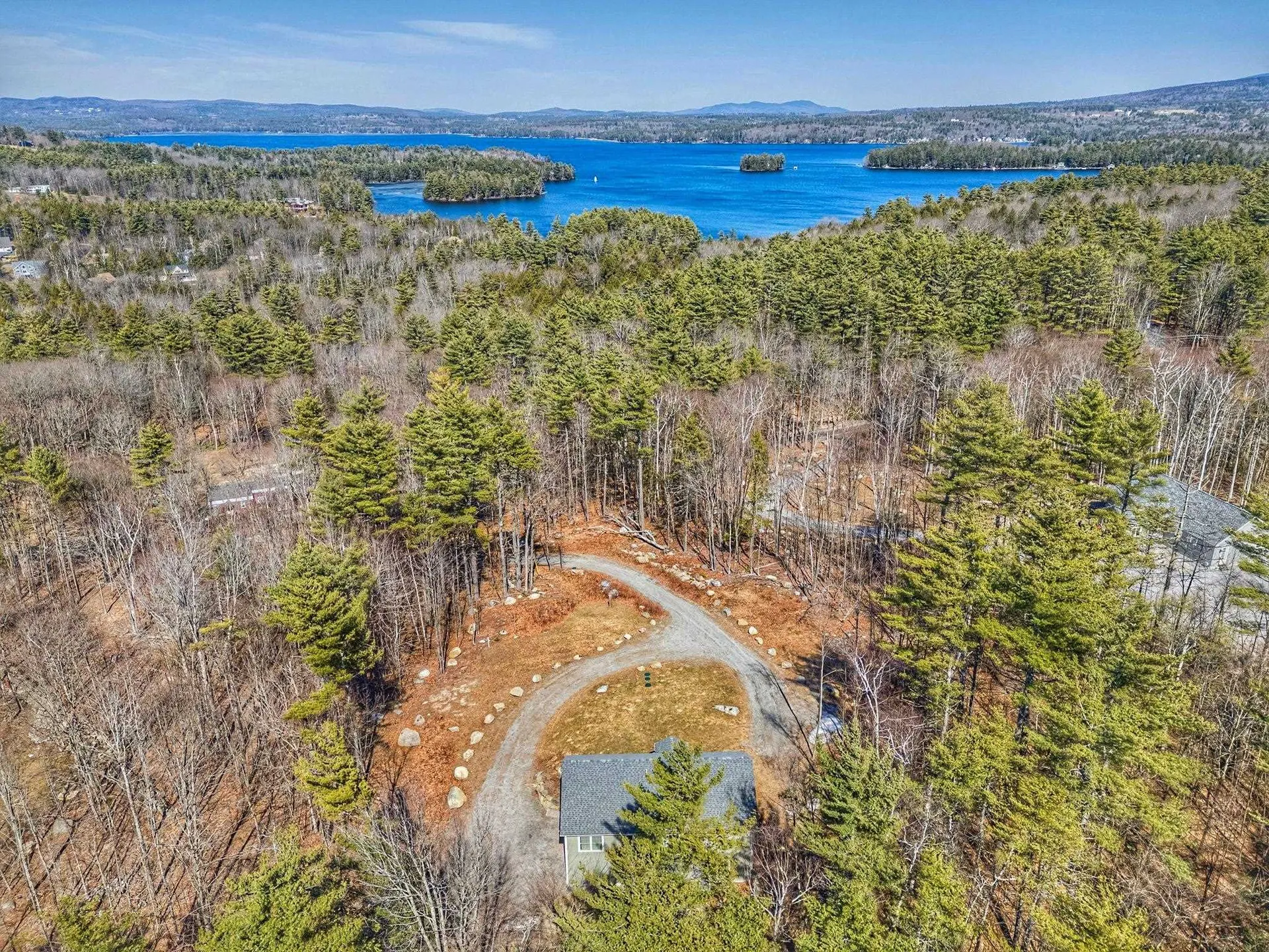 21 Caldwell Lane Sunapee NH 03782