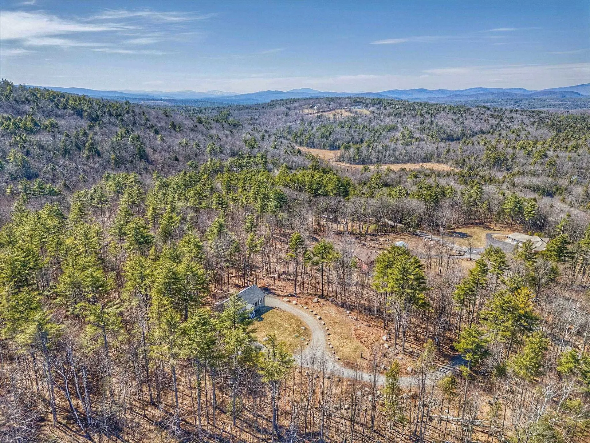 21 Caldwell Lane Sunapee NH 03782