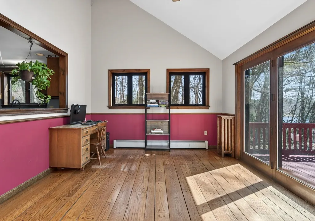 16 Berkeley Street Pelham NH 03076