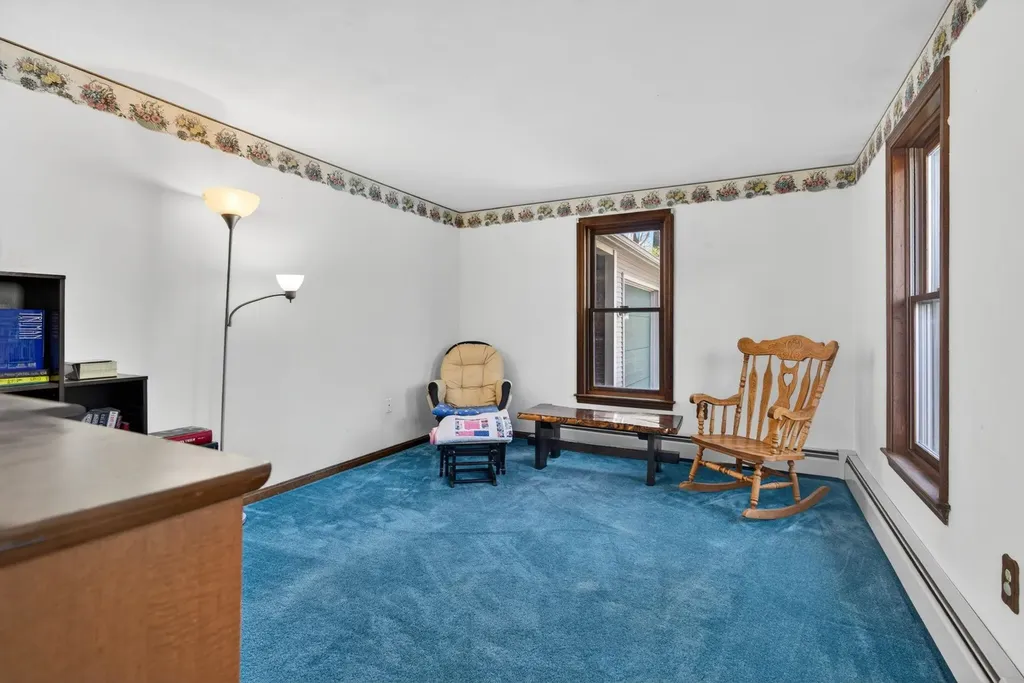 16 Berkeley Street Pelham NH 03076