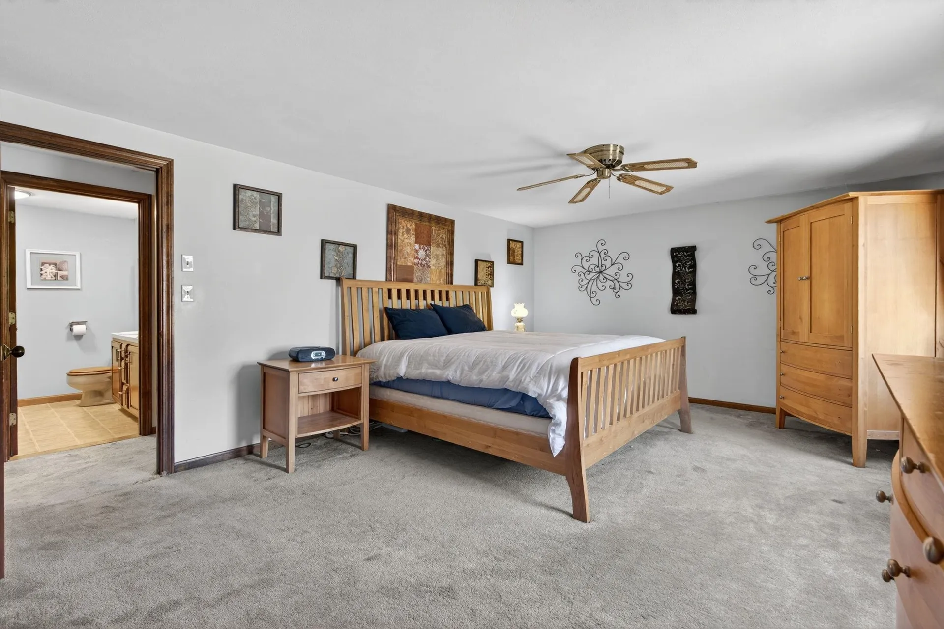 16 Berkeley Street Pelham NH 03076