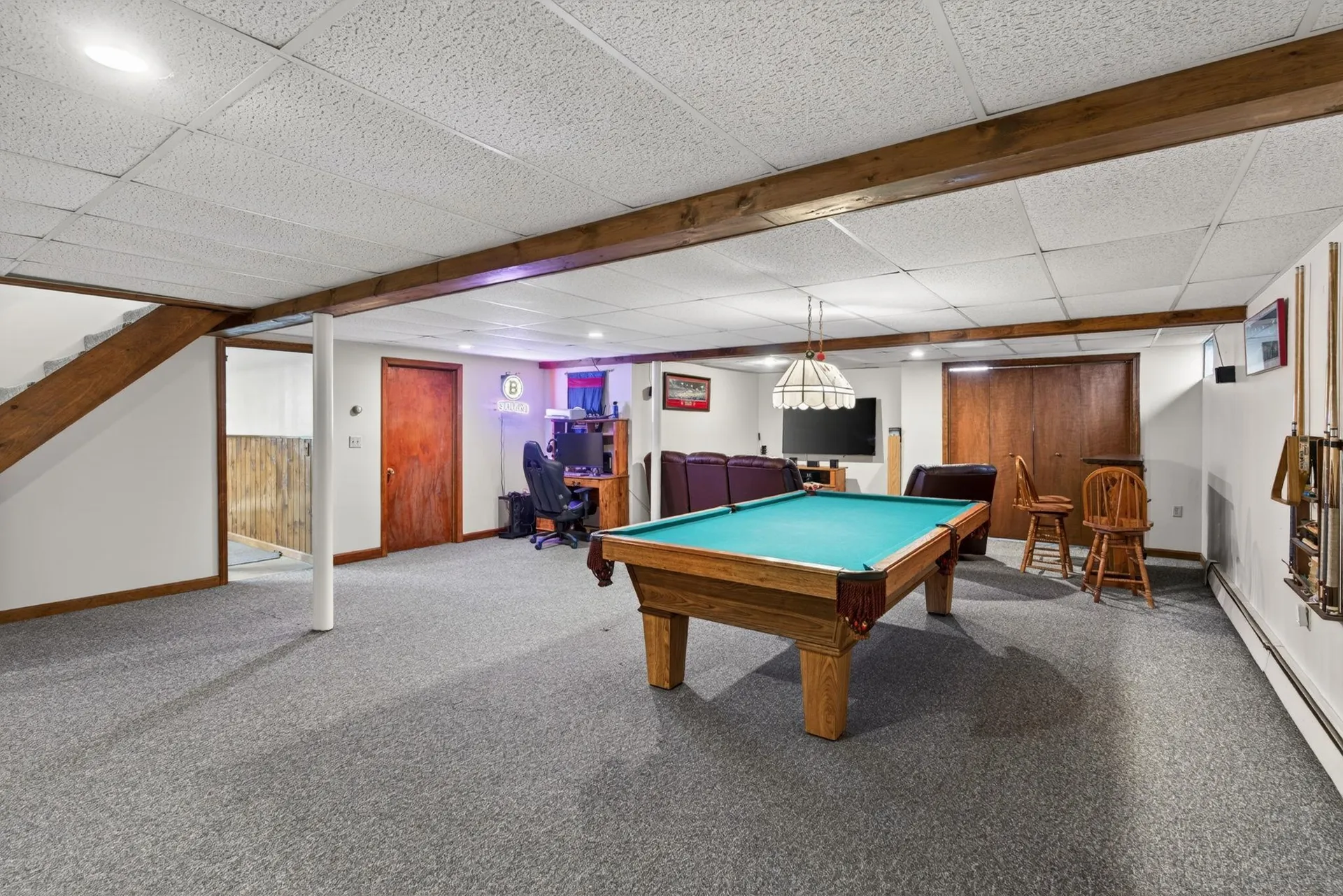 16 Berkeley Street Pelham NH 03076