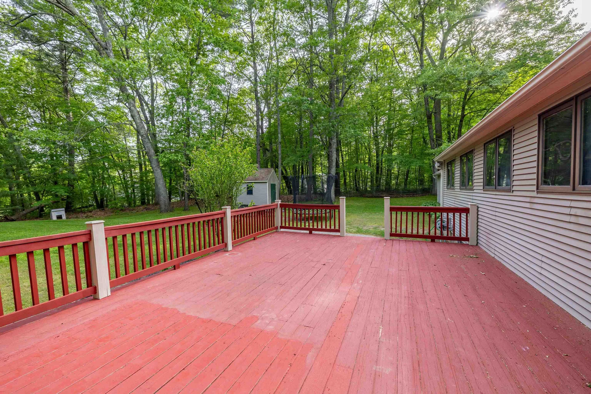 16 Berkeley Street Pelham NH 03076