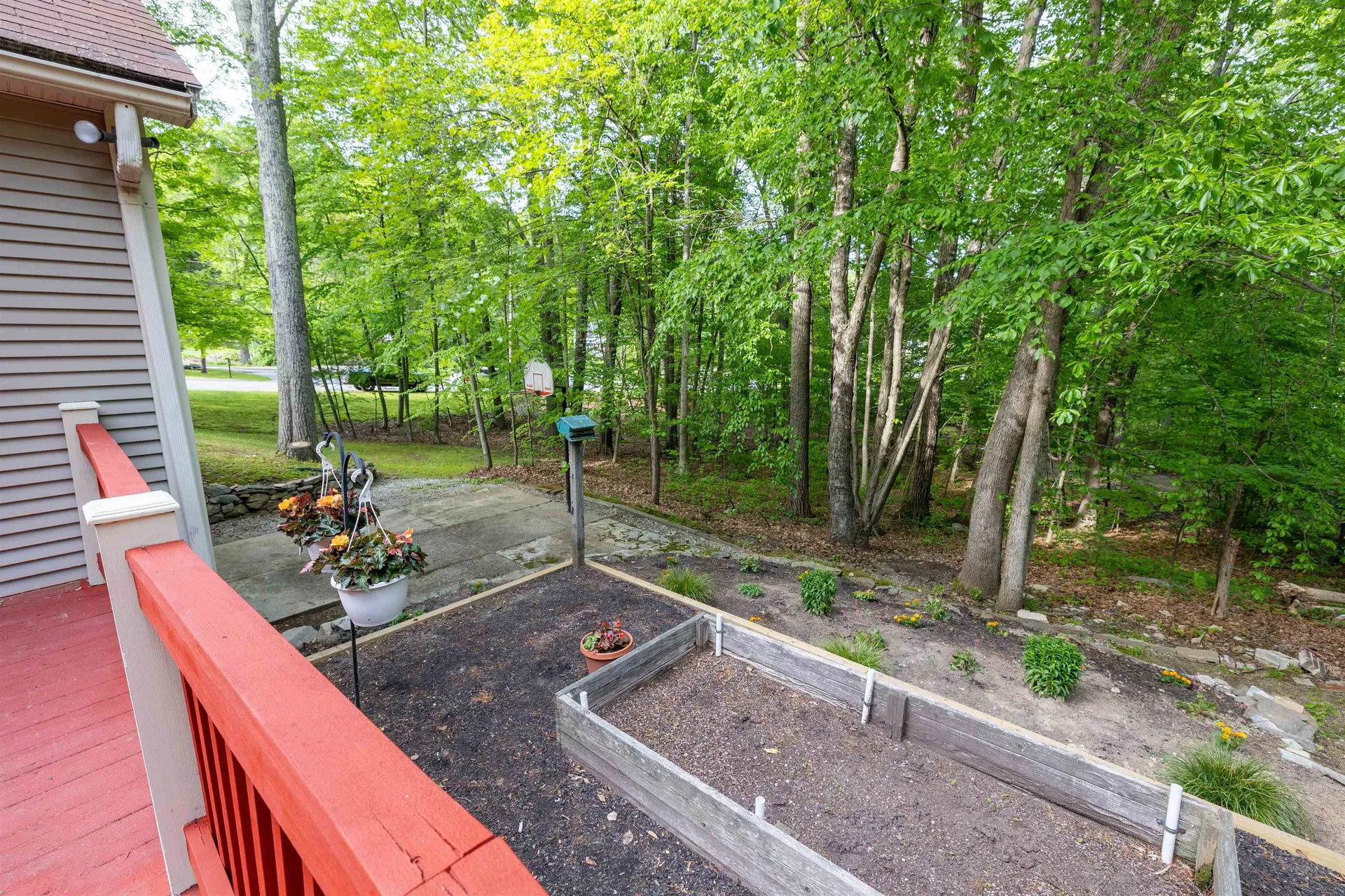 16 Berkeley Street Pelham NH 03076
