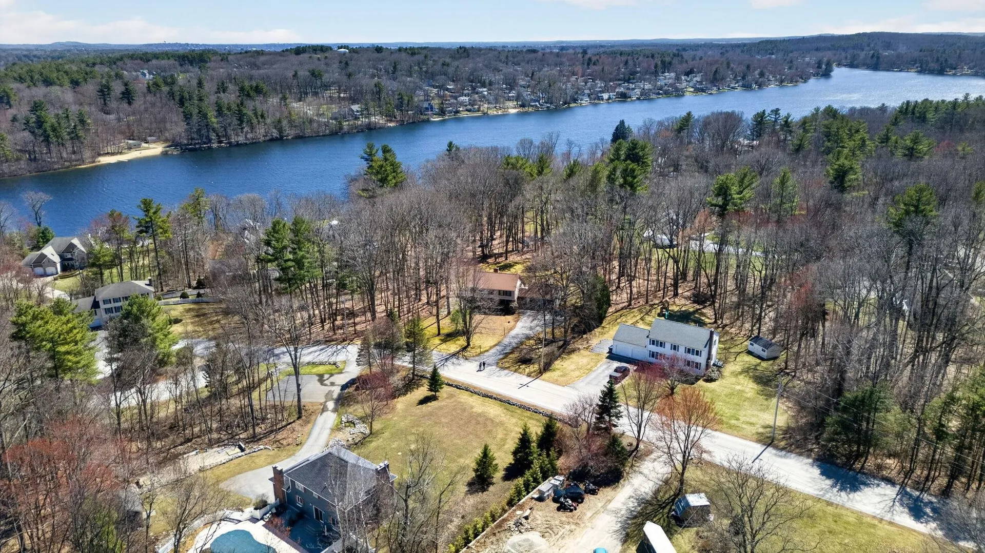16 Berkeley Street Pelham NH 03076