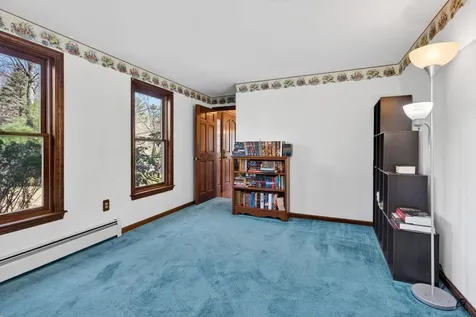 16 Berkeley Street Pelham NH 03076