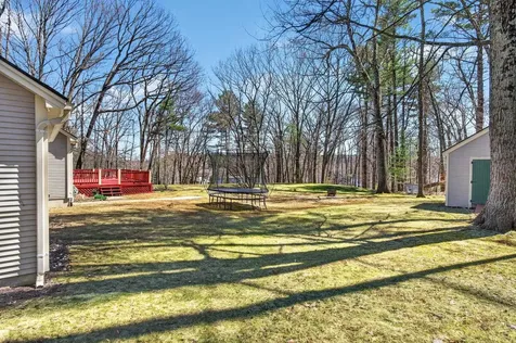 16 Berkeley Street Pelham NH 03076