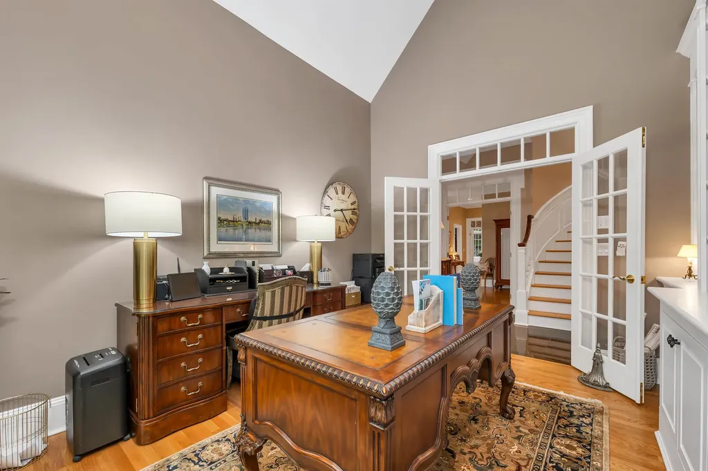 60 Riddle Drive Bedford NH 03110