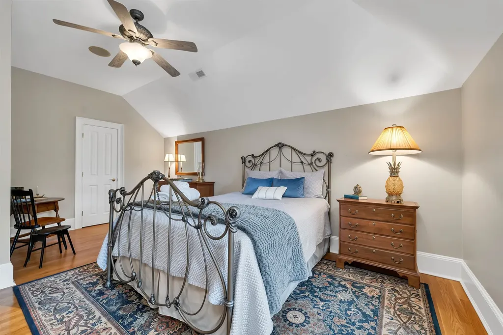 60 Riddle Drive Bedford NH 03110