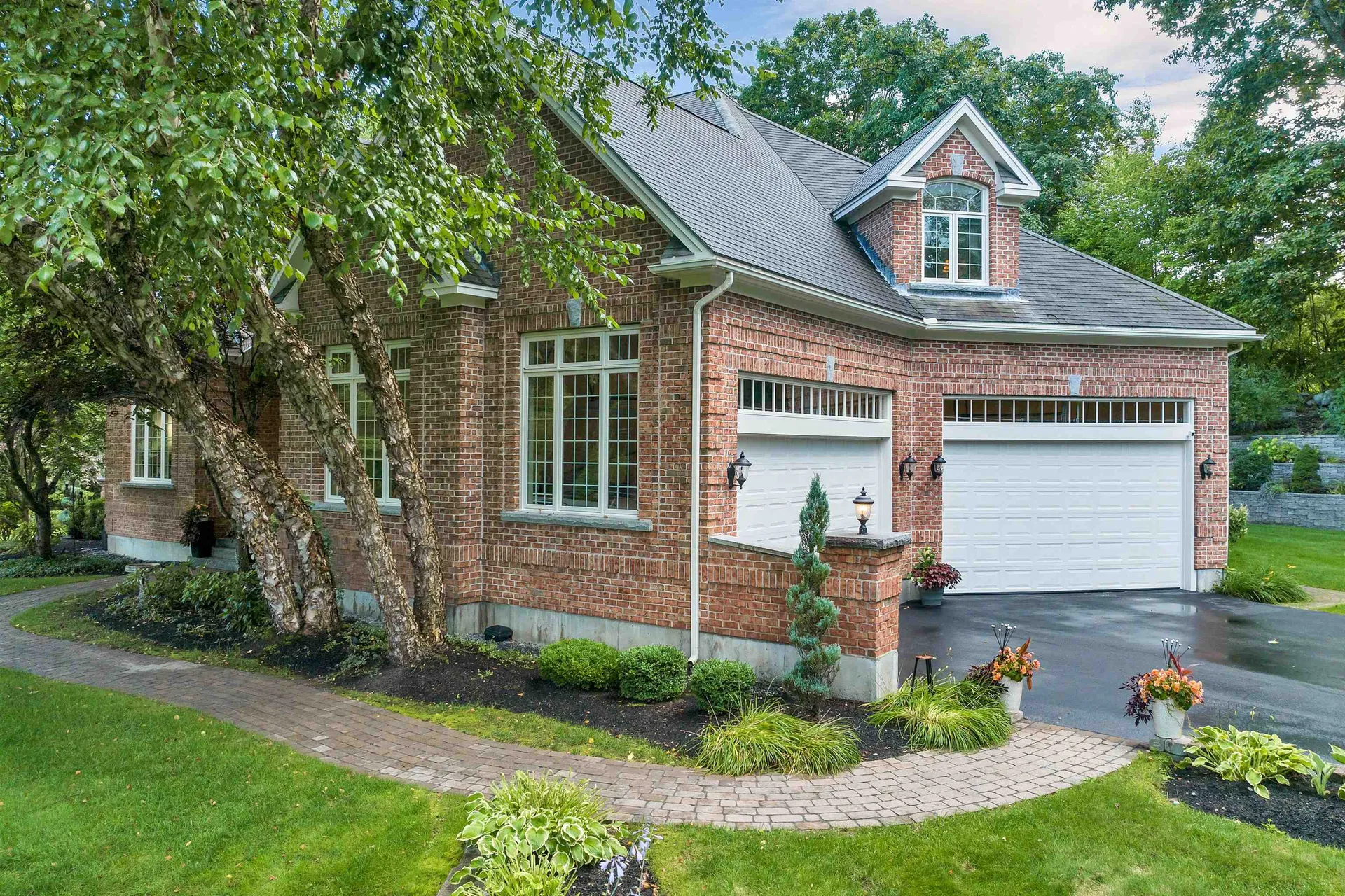 60 Riddle Drive Bedford NH 03110