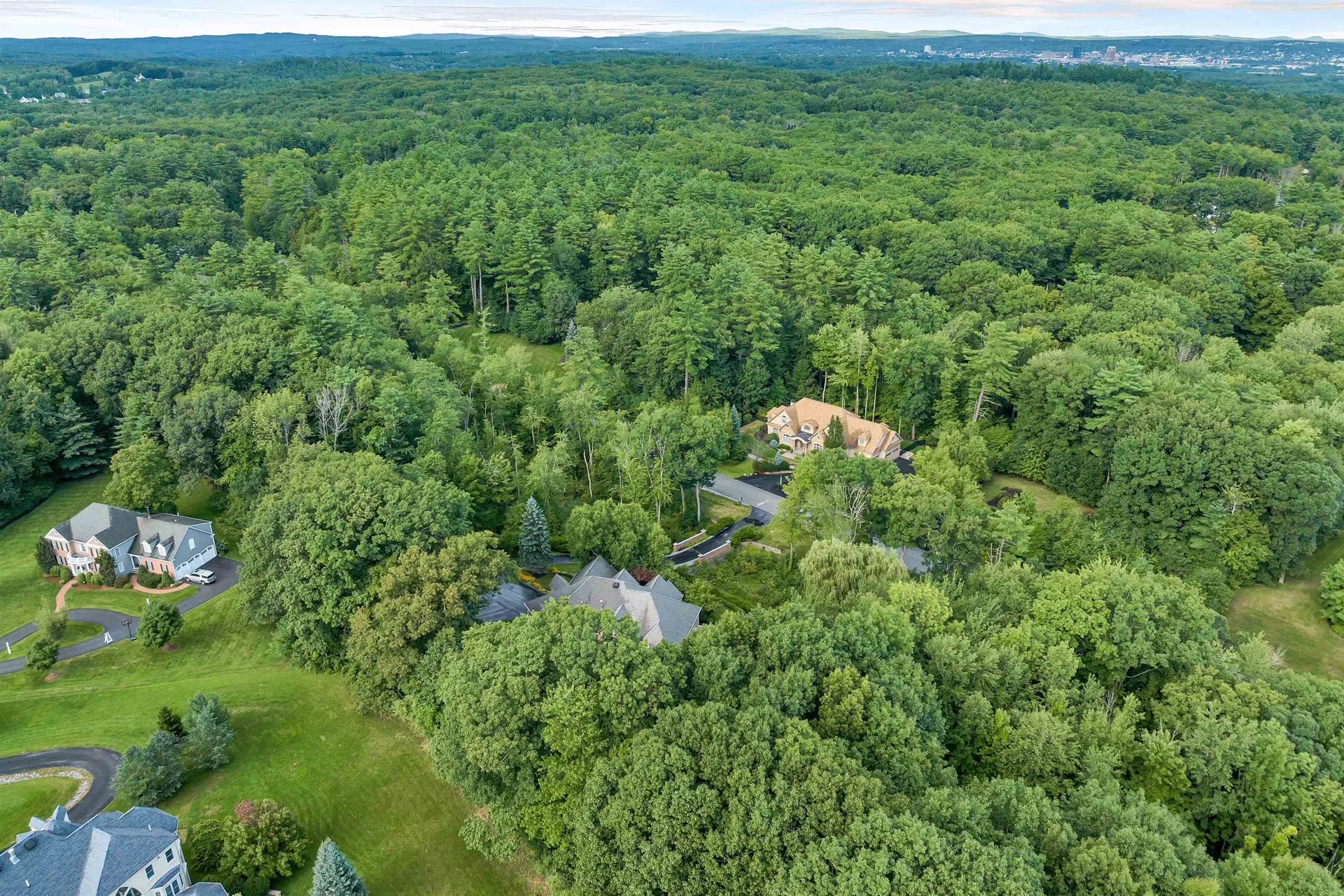 60 Riddle Drive Bedford NH 03110