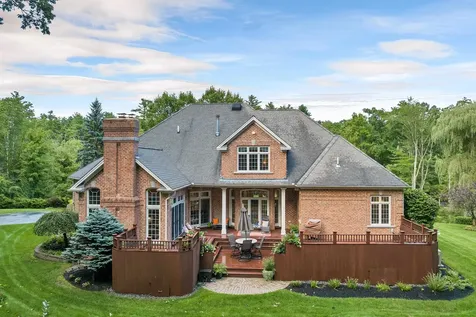60 Riddle Drive Bedford NH 03110