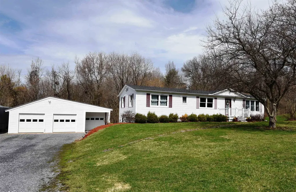 9 Maple Manor Vergennes VT 05491
