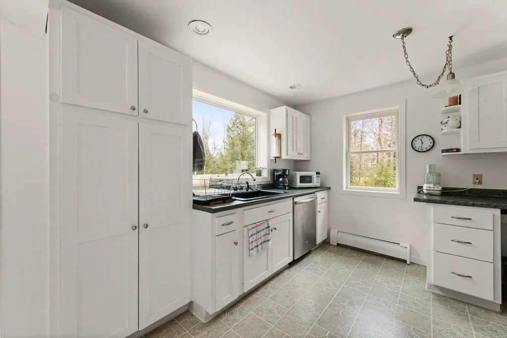 126 Hobart Hill Road Hebron NH 03241