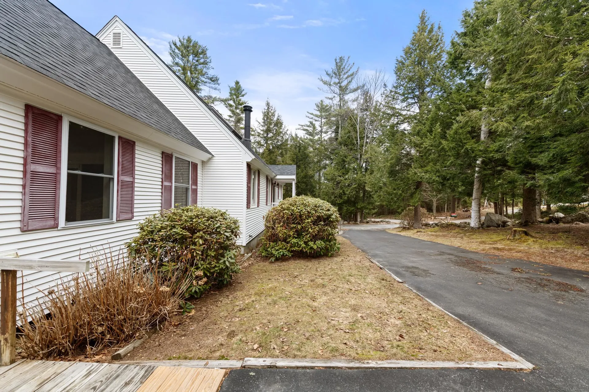 126 Hobart Hill Road Hebron NH 03241
