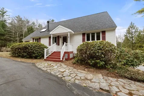126 Hobart Hill Road Hebron NH 03241