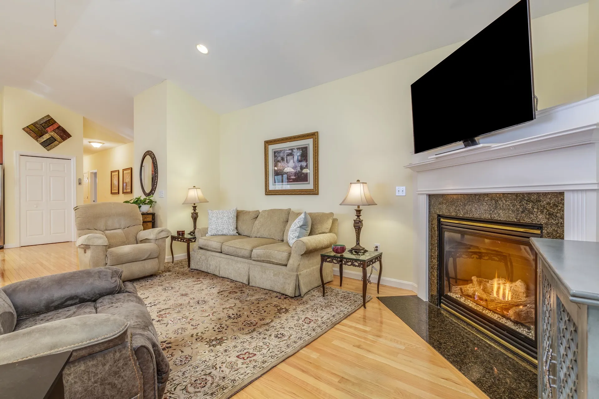 12 Jonathan Drive Concord NH 03303