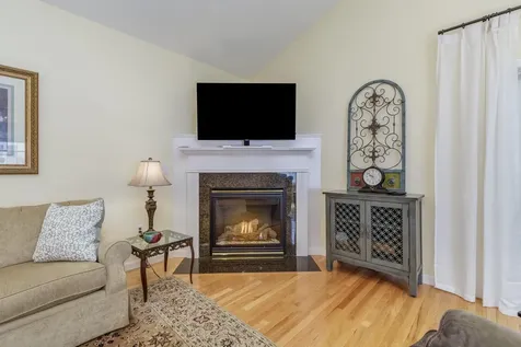12 Jonathan Drive Concord NH 03303