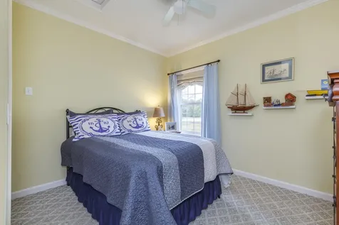 12 Jonathan Drive Concord NH 03303