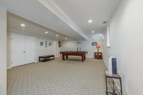 12 Jonathan Drive Concord NH 03303